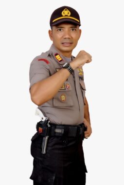 Mengabdi Untuk Tanah Kelahiran, Putra Asli Pematang Reba Jadi Kapolsek Rengat Barat, Ini Profilnya